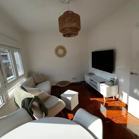 Precioso Piso En Con Jardín *